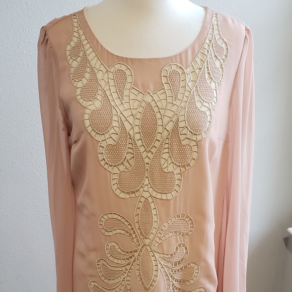 NWOT Arden B Bell Sleeve Lace Overlay Dress - Picture 4 of 8